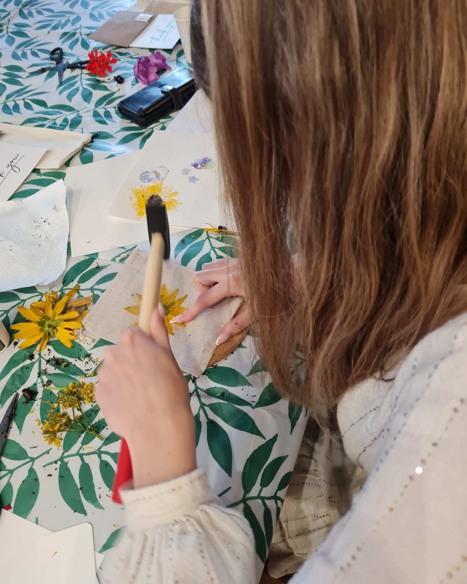 Natuurworkshop Flowerhammer door Marjan Pols-de-Pee